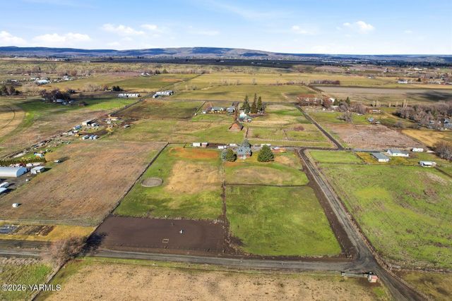 14254 Rutherford Rd, Yakima, WA 98903