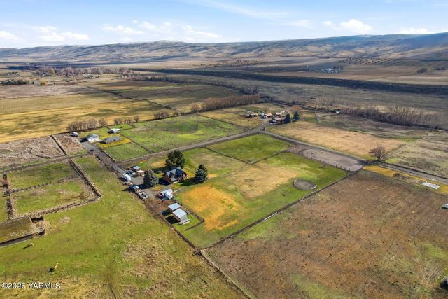 14254 Rutherford Rd, Yakima, WA 98903