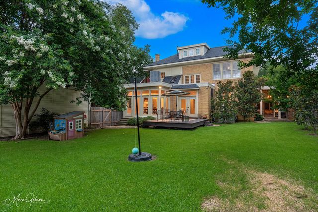 235 Gladstone Boulevard, Shreveport, LA 71104