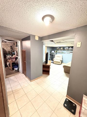 806 Ring Avenue N, Canby, MN 56220