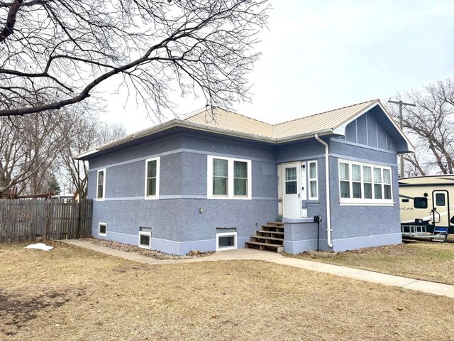 806 Ring Avenue N, Canby, MN 56220