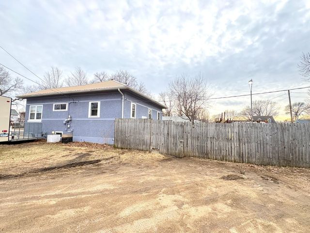 806 Ring Avenue N, Canby, MN 56220