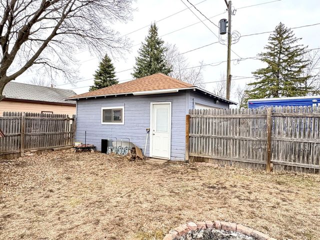 806 Ring Avenue N, Canby, MN 56220