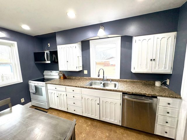 806 Ring Avenue N, Canby, MN 56220