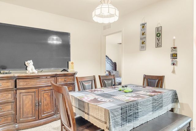 42764 Lilley Pointe Drive, Canton Charter Township, MI 48187