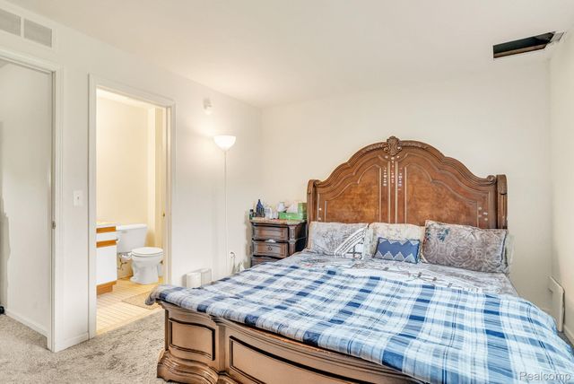 42764 Lilley Pointe Drive, Canton Charter Township, MI 48187