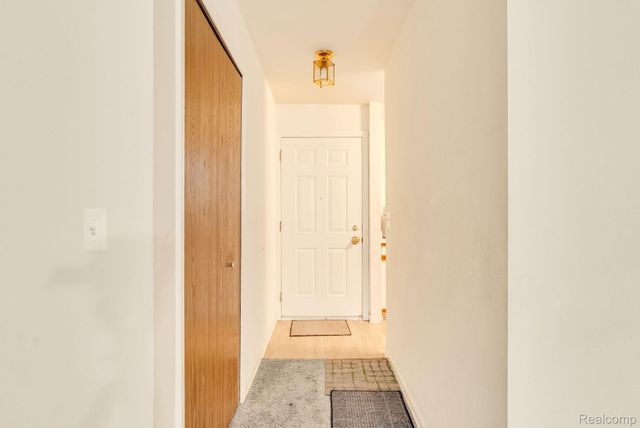 42764 Lilley Pointe Drive, Canton Charter Township, MI 48187