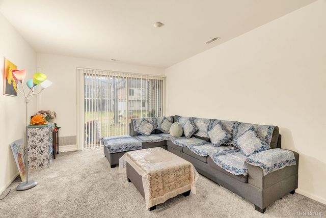 42764 Lilley Pointe Drive, Canton Charter Township, MI 48187