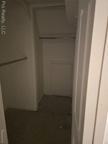 29295 Hillview Street, Roseville, MI 48066