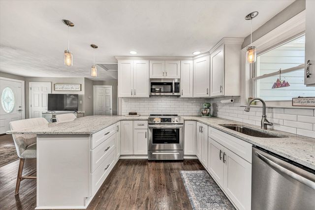 145 Amsterdam RD, Daleville, VA 24083