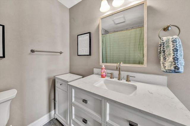 145 Amsterdam RD, Daleville, VA 24083