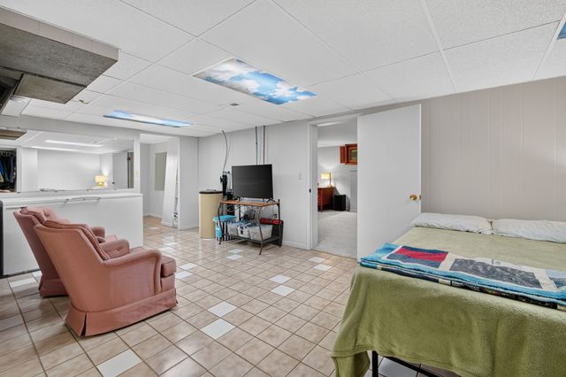 655 2nd Street, Waukee, IA 50263