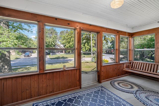655 2nd Street, Waukee, IA 50263