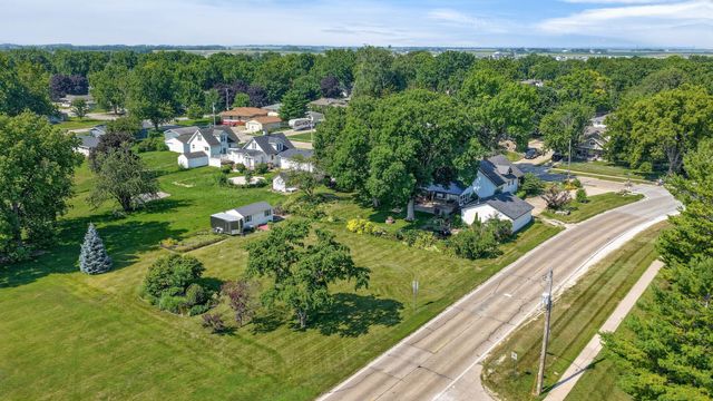 655 2nd Street, Waukee, IA 50263