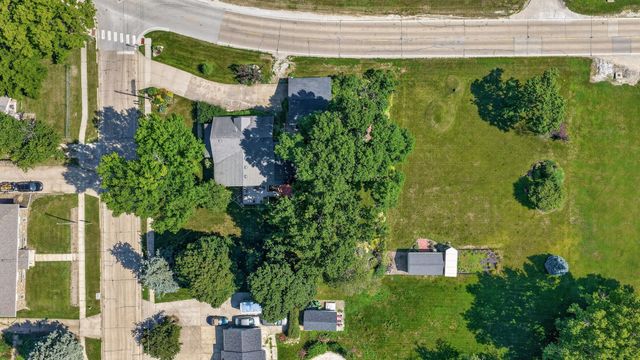 655 2nd Street, Waukee, IA 50263
