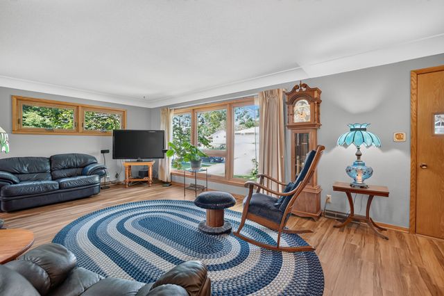 655 2nd Street, Waukee, IA 50263