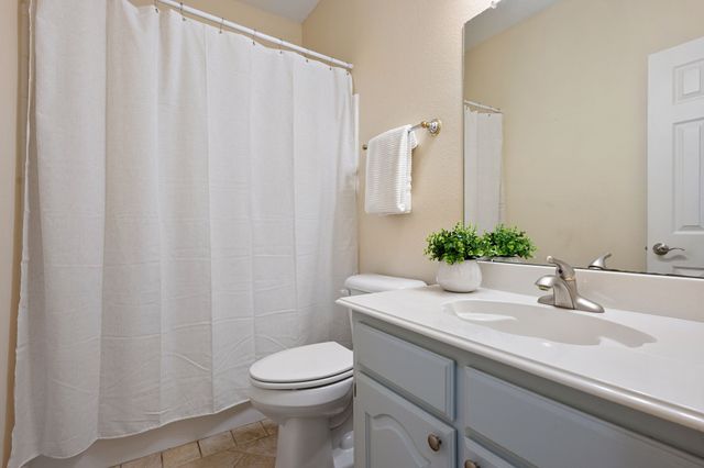 806 Green Apple Drive, Garland, TX 75044