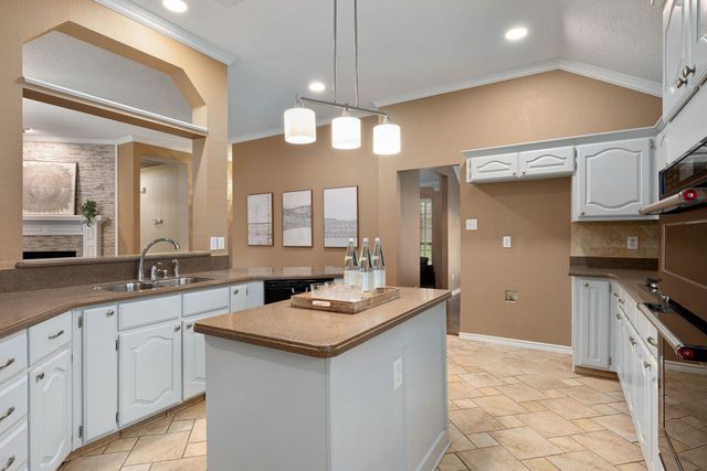 806 Green Apple Drive, Garland, TX 75044