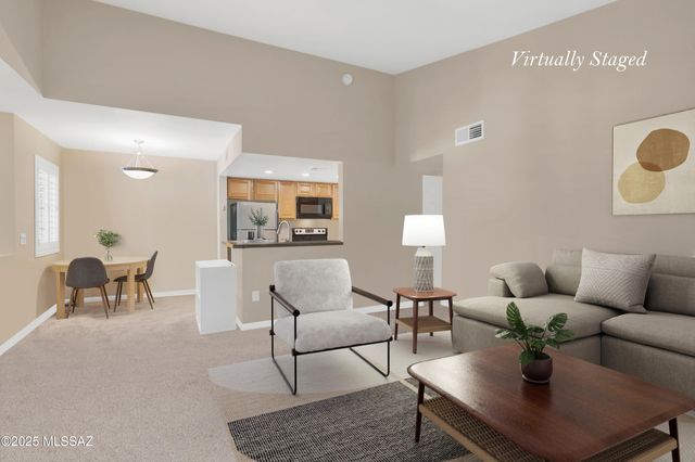 101 S Players Club Dr Apt 11202, Tucson, AZ 85745