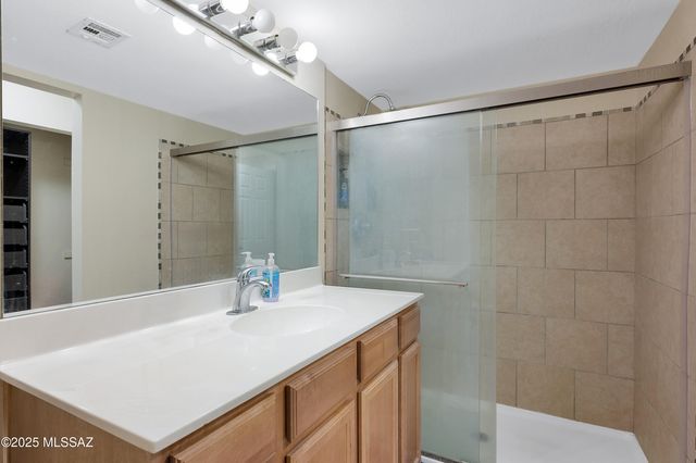 101 S Players Club Dr Apt 11202, Tucson, AZ 85745