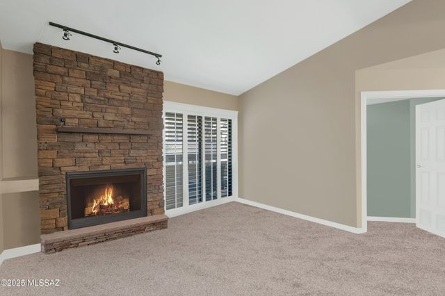 101 S Players Club Dr Apt 11202, Tucson, AZ 85745