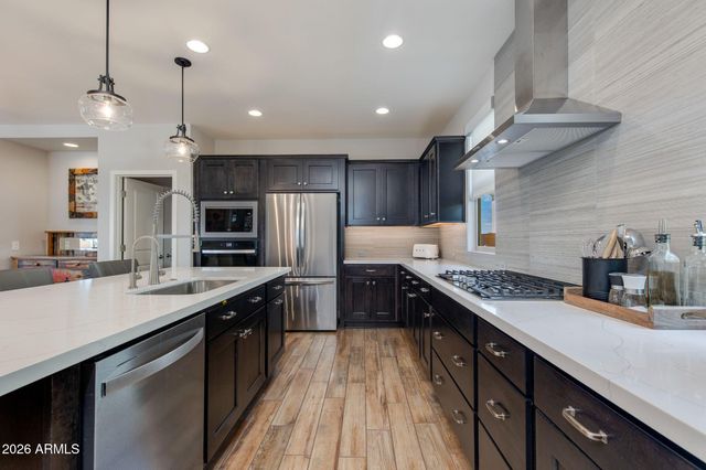 4427 BUCKING BRONCO Road, Wickenburg, AZ 85390