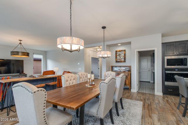 4427 BUCKING BRONCO Road, Wickenburg, AZ 85390