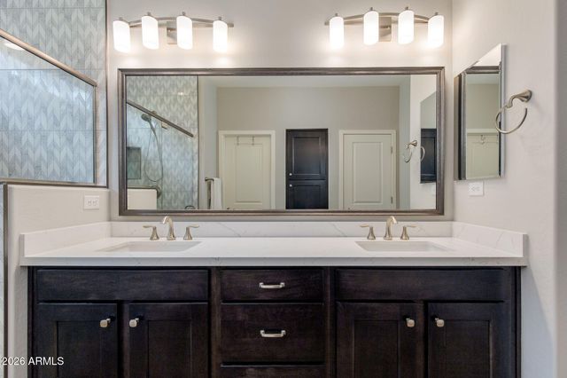 4427 BUCKING BRONCO Road, Wickenburg, AZ 85390