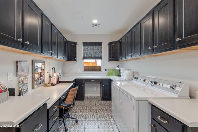 4427 BUCKING BRONCO Road, Wickenburg, AZ 85390