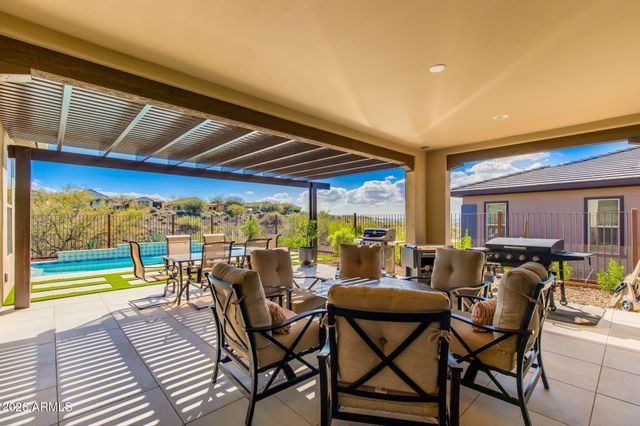 4427 BUCKING BRONCO Road, Wickenburg, AZ 85390