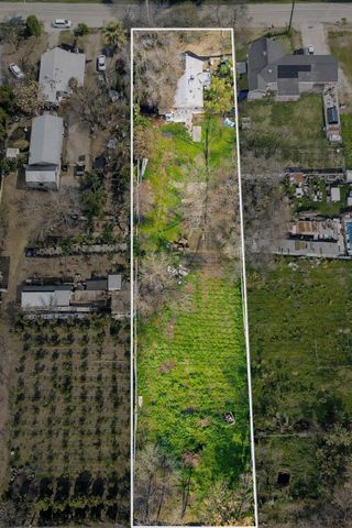 1360 E Fir Street, Lindsay, CA 93247