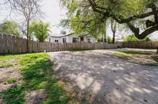 1360 E Fir Street, Lindsay, CA 93247