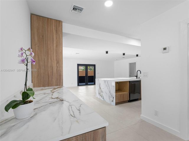 949 Lighthouse Drive, North Palm Beach, FL 33408