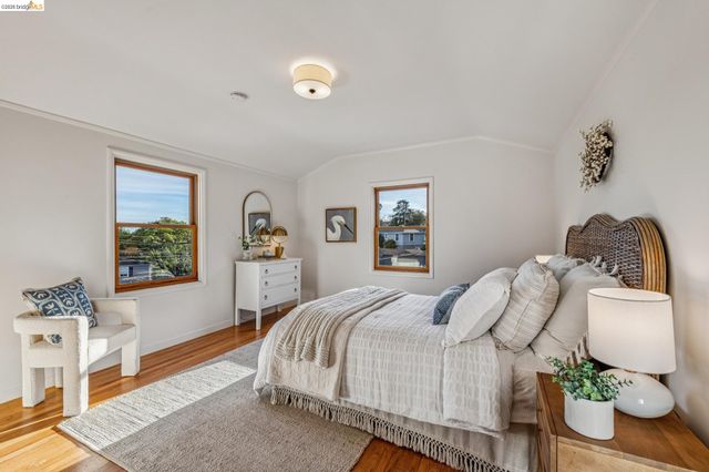 11 Parkside Dr, Piedmont, CA 94611