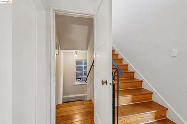 11 Parkside Dr, Piedmont, CA 94611