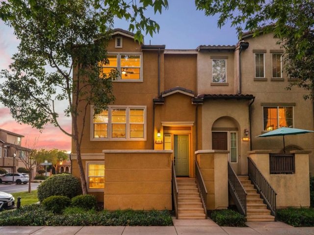 10103 Little Leaf, Santee, CA 92071