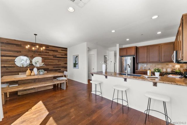 10103 Little Leaf, Santee, CA 92071