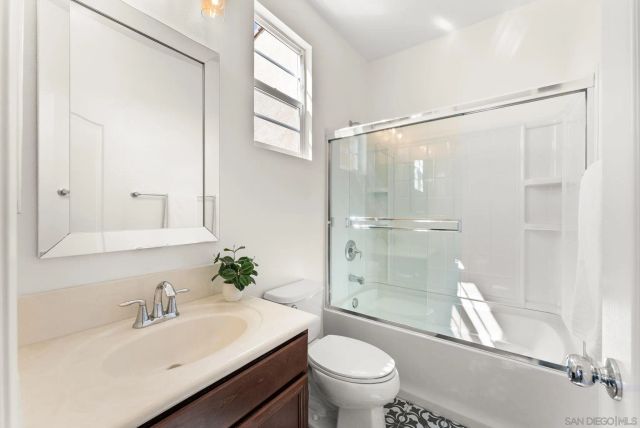 10103 Little Leaf, Santee, CA 92071