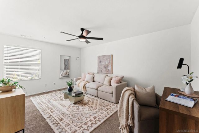 10103 Little Leaf, Santee, CA 92071