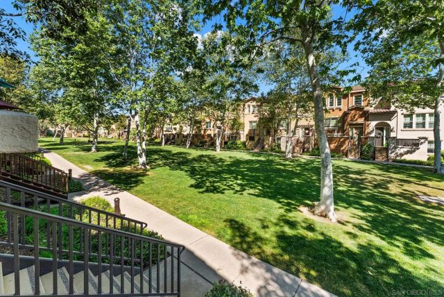 10103 Little Leaf, Santee, CA 92071