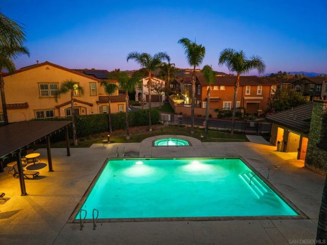 10103 Little Leaf, Santee, CA 92071