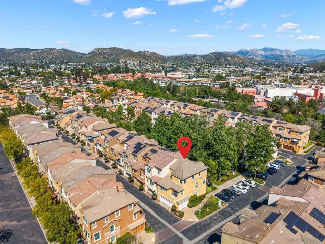 10103 Little Leaf, Santee, CA 92071