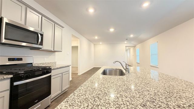 148 Arroyo Sweetwood CIR, Kyle, TX 78640