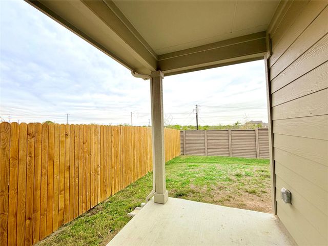 148 Arroyo Sweetwood CIR, Kyle, TX 78640