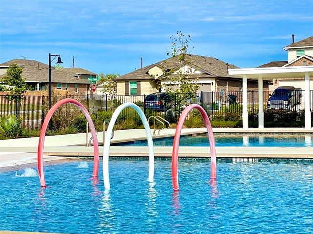 148 Arroyo Sweetwood CIR, Kyle, TX 78640