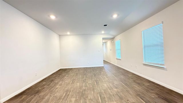 148 Arroyo Sweetwood CIR, Kyle, TX 78640