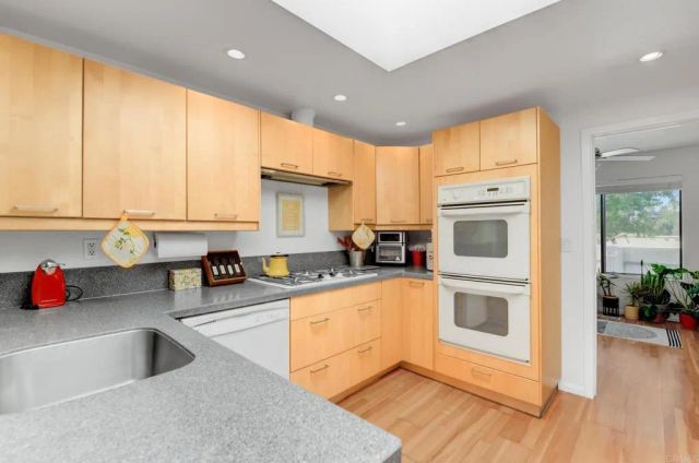 6644 Reservoir Lane, San Diego, CA 92115