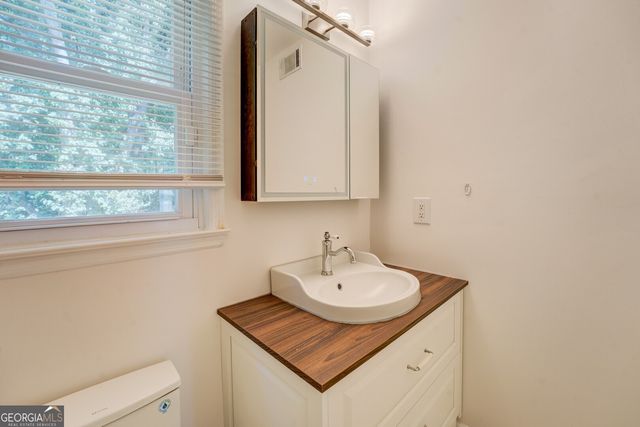 1828 Brandy Woods Drive SE, Conyers, GA 30013