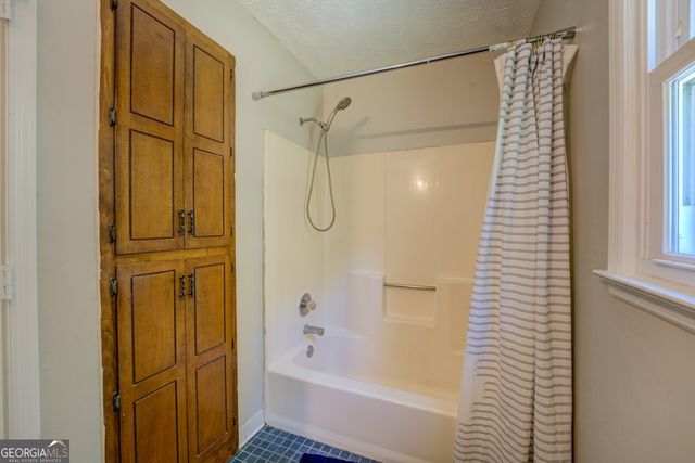 1828 Brandy Woods Drive SE, Conyers, GA 30013