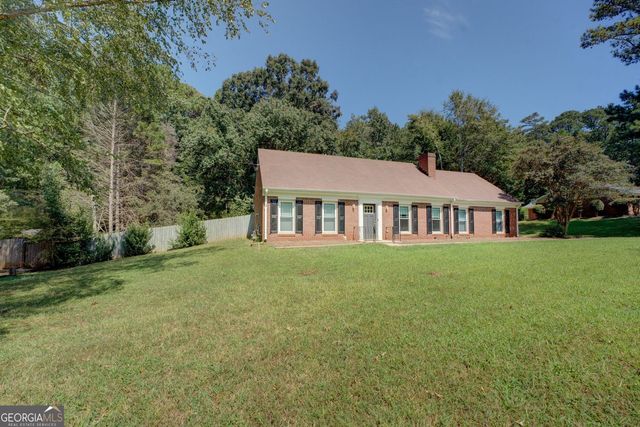 1828 Brandy Woods Drive SE, Conyers, GA 30013